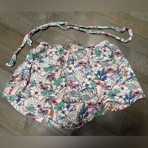 Hannah Banana Floral Print Kids Shorts - Pink background